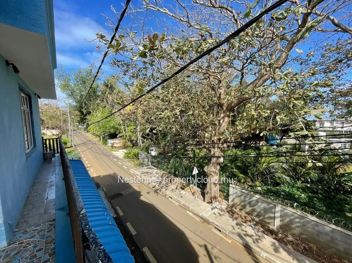 Charmante maison de 253,25 m2 proche de la plage 