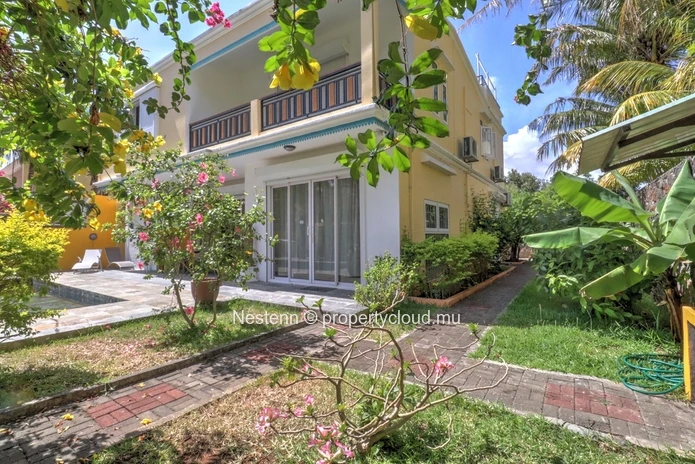 Charmante villa près de la plage publique 