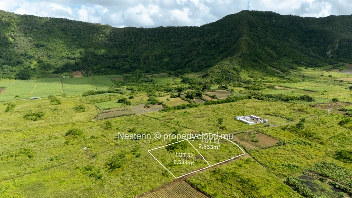 Terrain agricole de 5 066m² (120 perches)