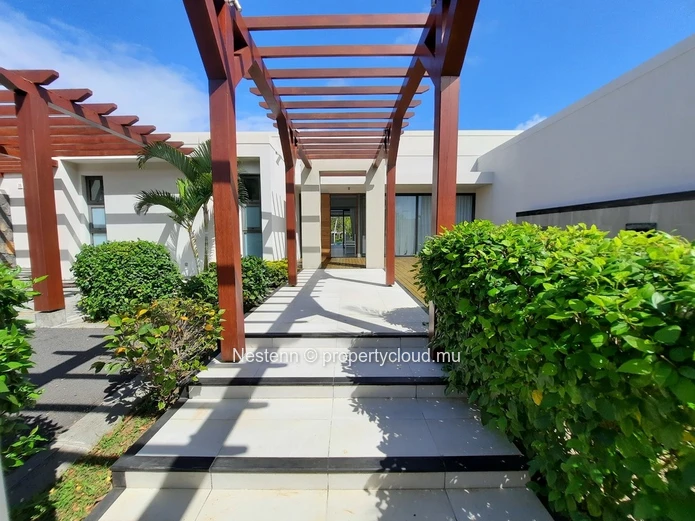Solaia, Villa Preneuse with Golfview and 4 Bedrooms