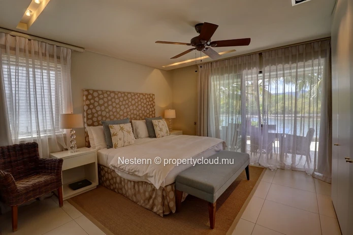Duplex meublé de 4 chambres avec vue sur rivière et montagne, et proche de plage
