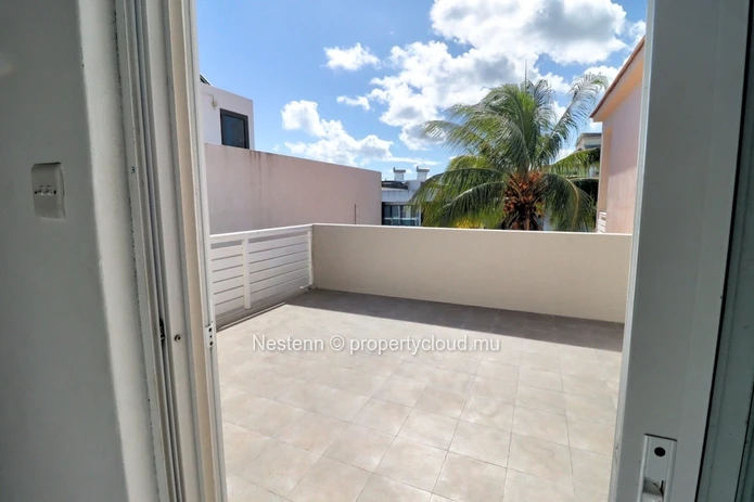 Villa rénovée de 3 chambres proche de la plage 
