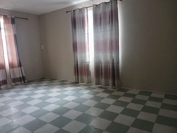 8 Bedroom House