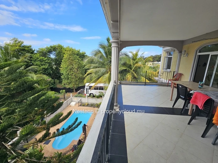 3-bed apartment 
