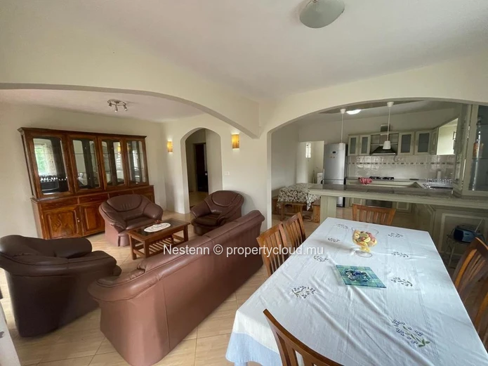 3-bedrooms house located in a quiet area