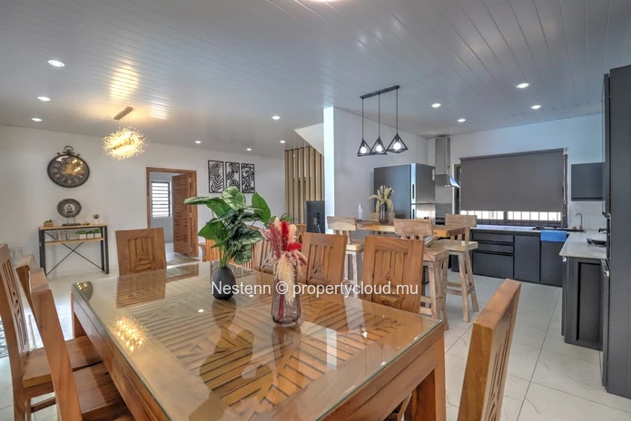 Brand new villa near Intermart 