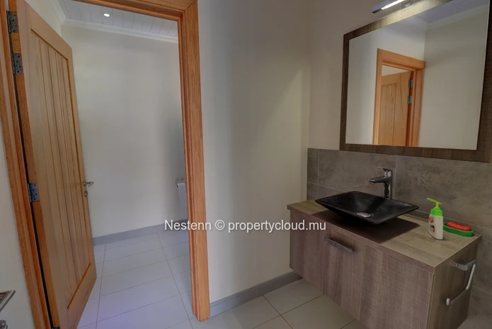 Villa moderne de 5 chambres avec piscine privée
