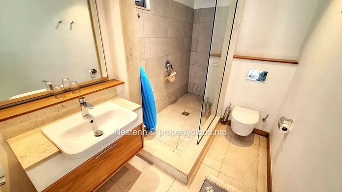 Penthouse de 2 chambres dans un domaine prestigieux 