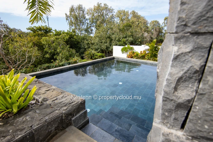 Villa triplex moderne avec 4 chambres