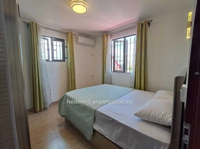 Apartment with shared pool and parking