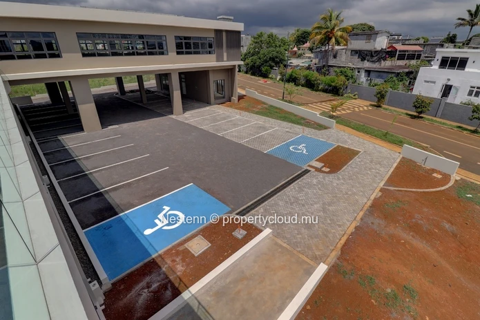 High-End offices & showrooms 