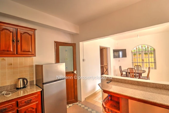 2-Bedroom Apartment with direct beach access
