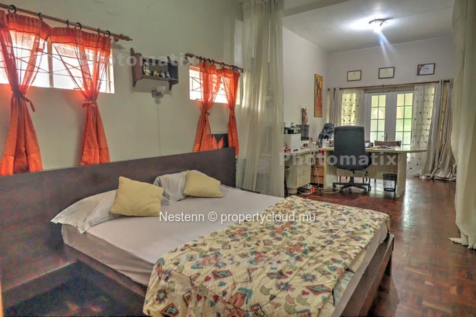 Furnished house of 5 bedrooms