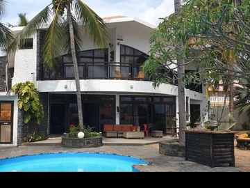 7 Bedroom House