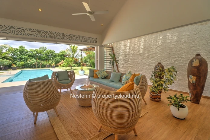 Superbe villa de luxe avec jardin 