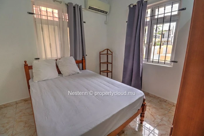 3-bedroom apartment near the beach