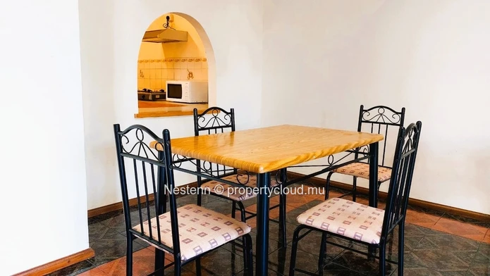 Spacious traditional apartment with 2 bedrooms