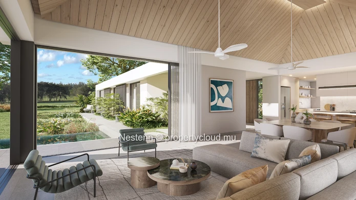 Single storey 3-bed villa with private pool and garden in a prestigious estate