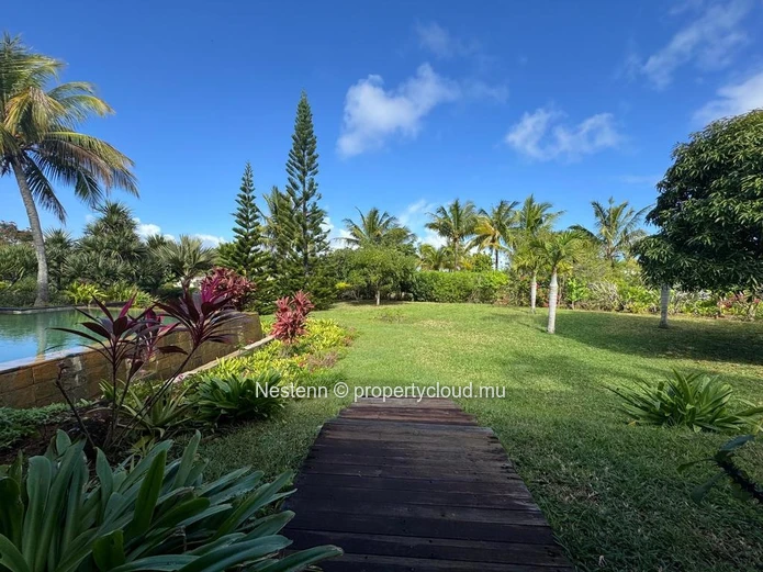 Villa d'exception au cœur d'un domaine privé