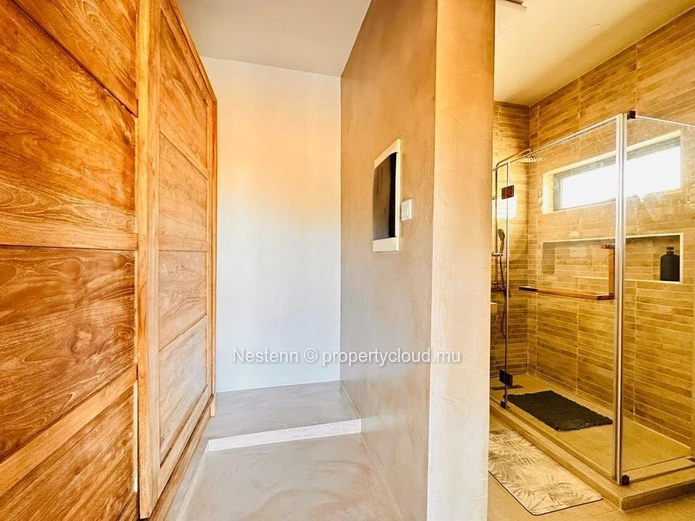 Villa duplex moderne de 4 chambres 