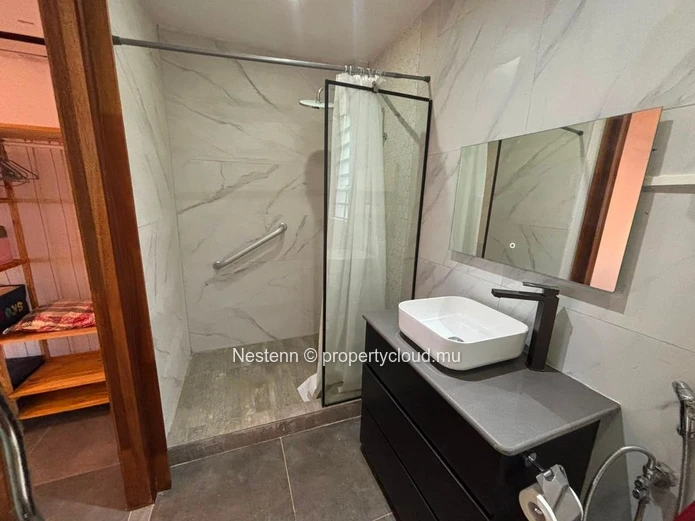 À louer – Charmant appartement en rez-de-chaussée à Bain Bœuf