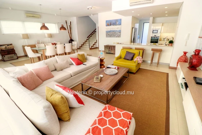 Maison jumelée moderne de 3 chambres avec accès à une belle plage