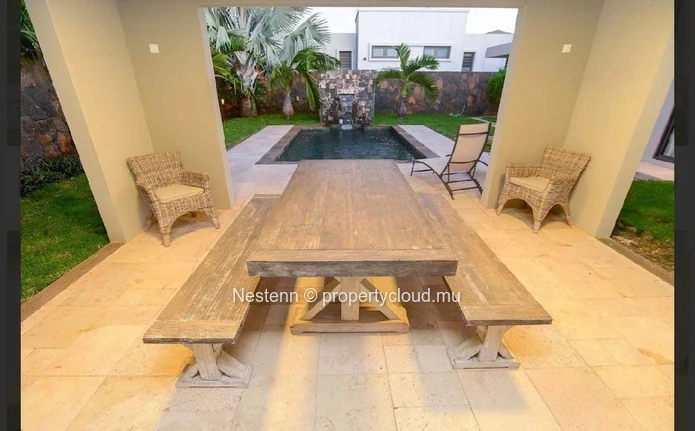 Villa contemporaine de 3 chambres dans un domaine sécurisé 