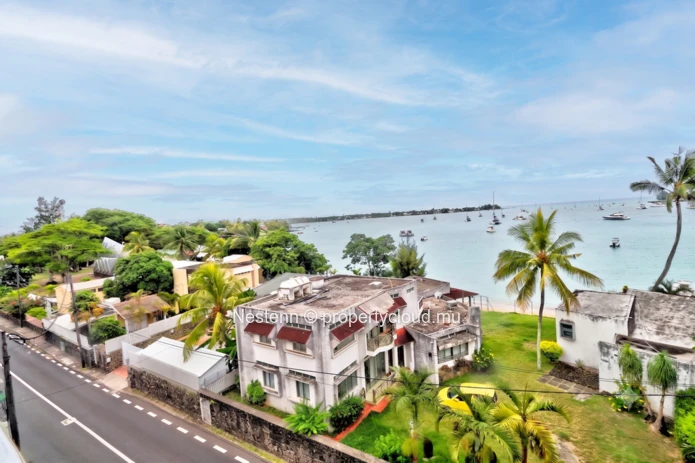 Appartement vue mer sur trois niveaux