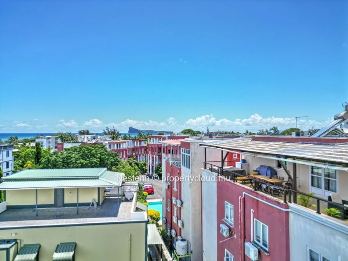 Penthouse moderne avec 2 chambres et proche des commerces 