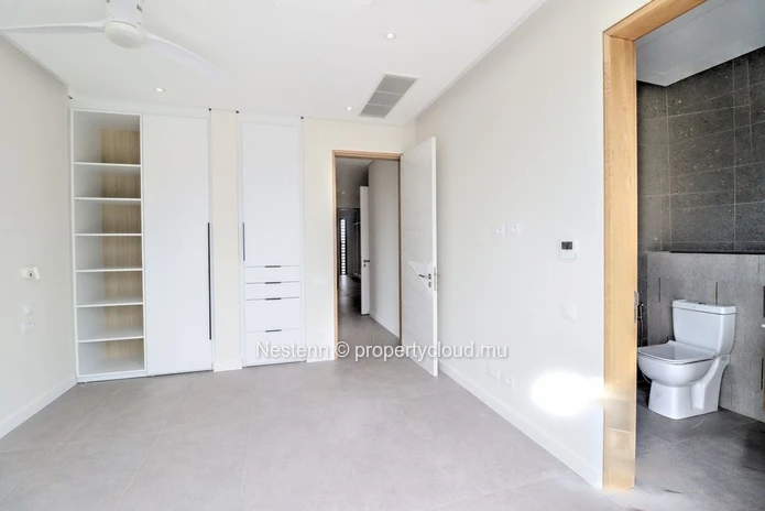 Penthouse de 4 chambres avec vue mer et montagne 