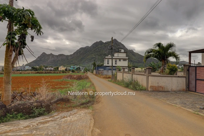 Residential land of 1011.7m2