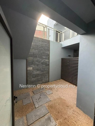 Comtemporary Resort-Style Apartment for rent 