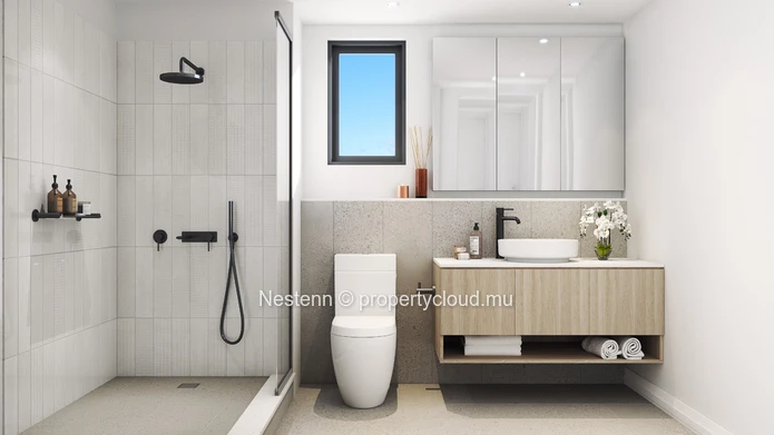3-bed apartment located in all city amenities. 