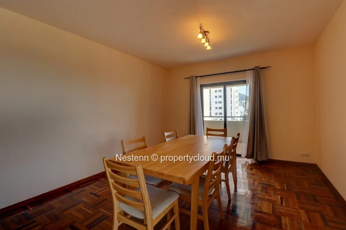 Elegant furnished penthouse with stunning views
