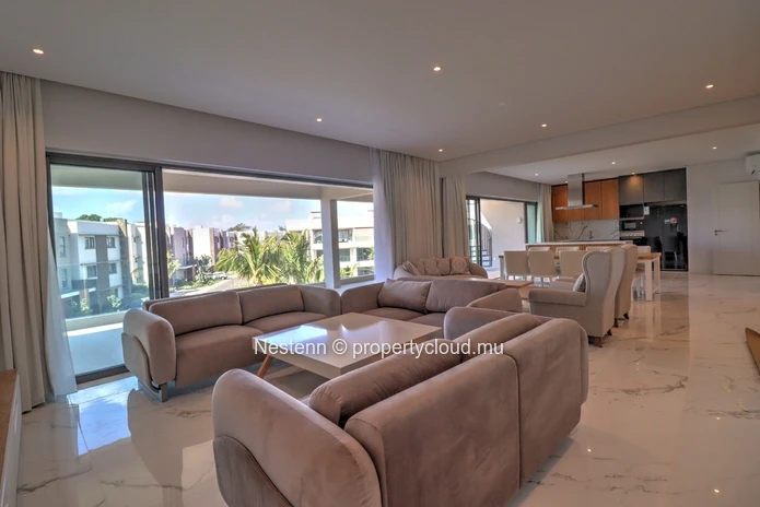 Superbe penthouse avec rooftop et piscine privée