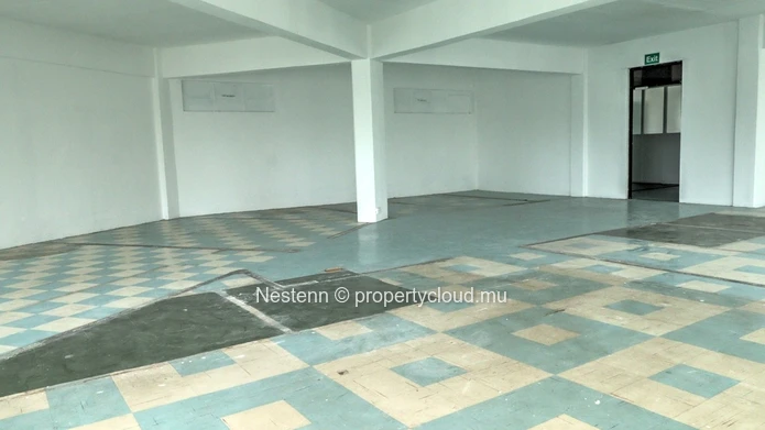 Commerce of 185m2