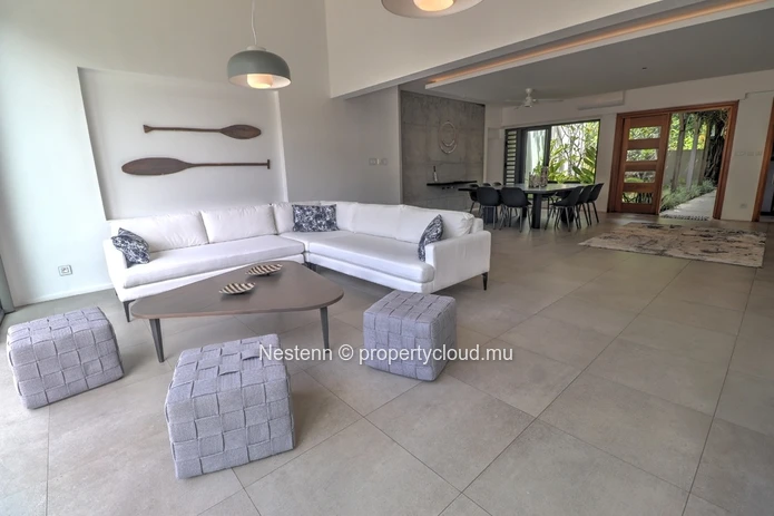 Superbe villa de 4 chambres avec un jardin tropical 