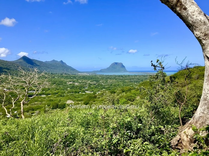 Appartement de 3 chambres avec vue mer dans un domaine résidentiel. 