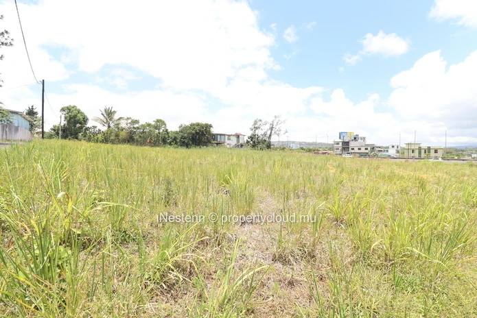 Plot of Land of 1,675.51m² - Commercial/Residential