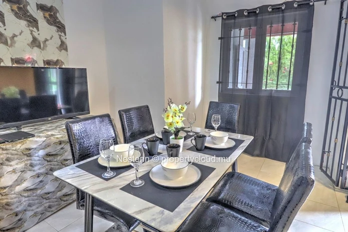 Two-bedroom apartment a few minutes from the beach