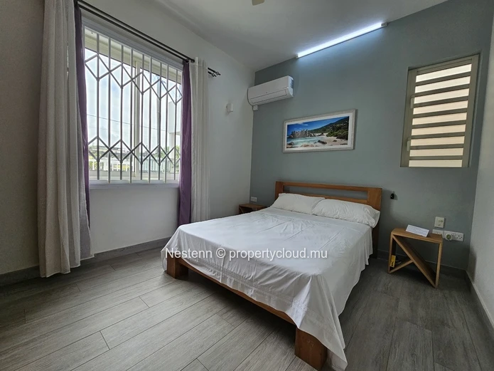 Maison moderne de 4 chambres