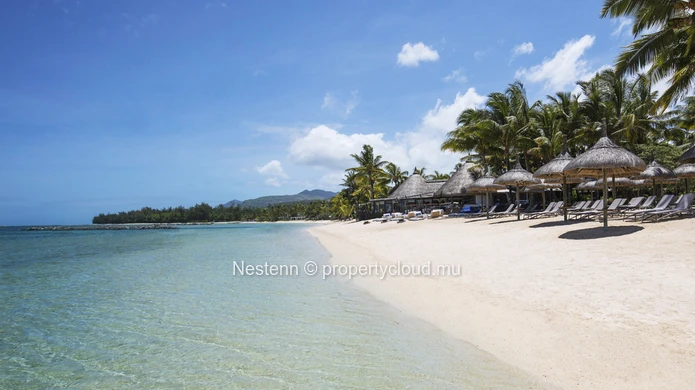 Mountain view land of 1575 m² in an exceptional estate 