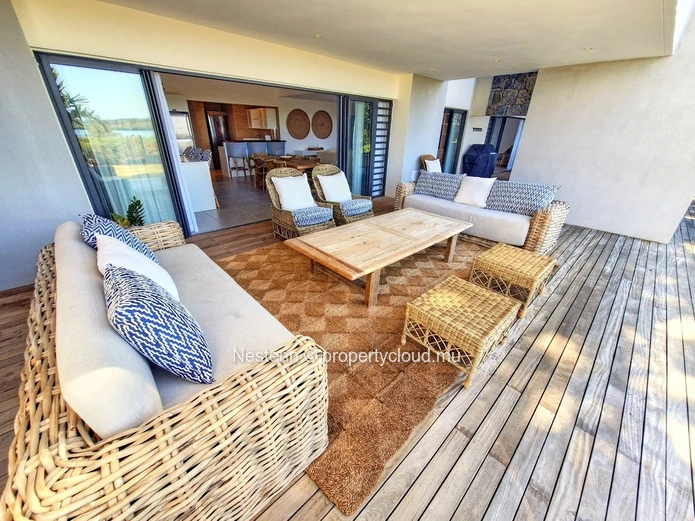 Fabulous 4-bedroom apartment in a secure residence
