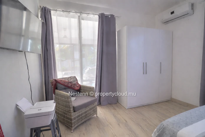 Charmante villa tropicale de 2 chambres avec piscine et jardin privés
