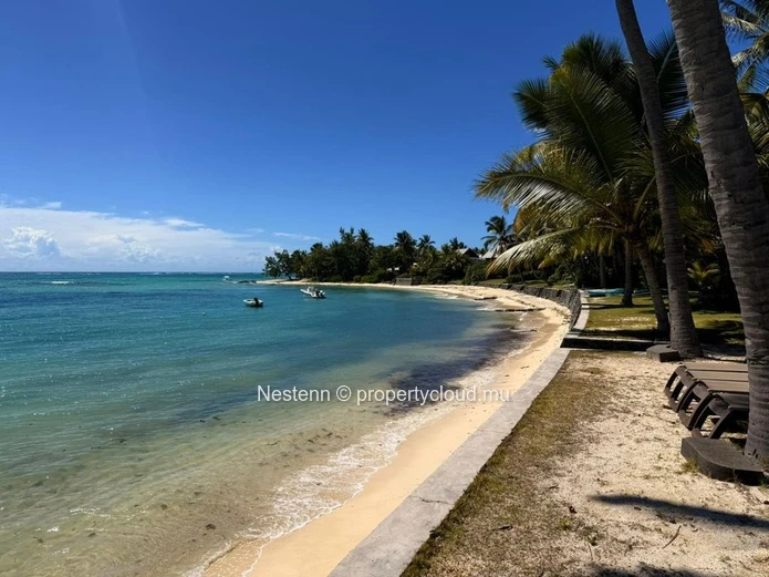 Beautiful furnished duplex just steps from the beach