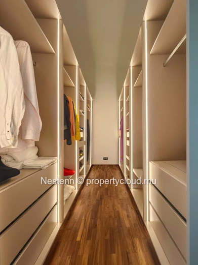 Spacious villa of 4 bedrooms