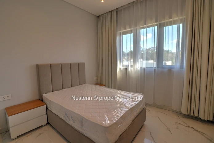 Superbe penthouse avec rooftop et piscine privée