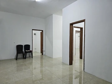 9 Bedroom House