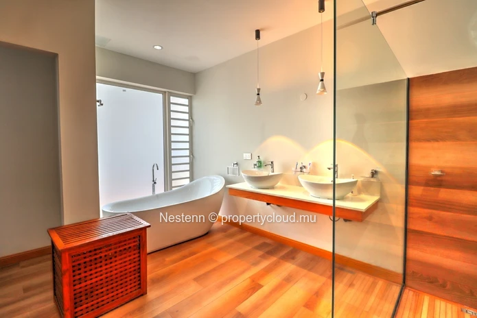 Splendide villa de 4 chambres dans un domaine sécurisé