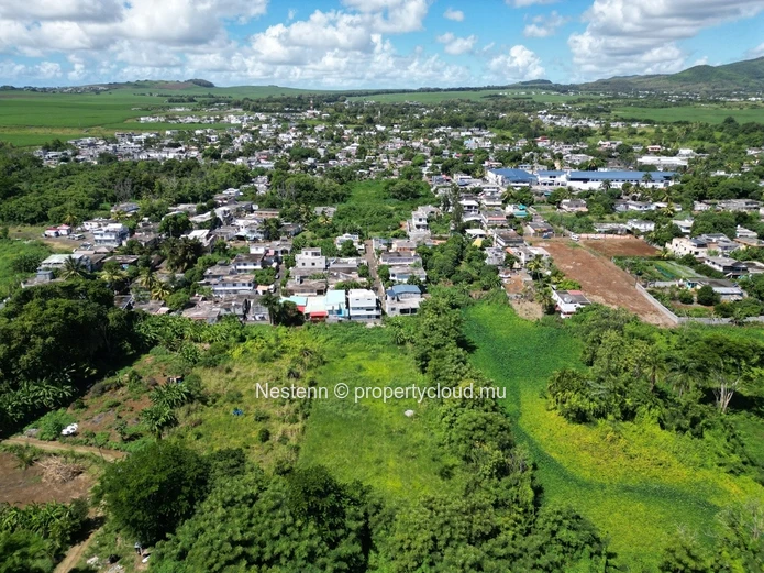Terrain résidentiel de 2954 m², ce terrain est parfait pour votre projet de maison